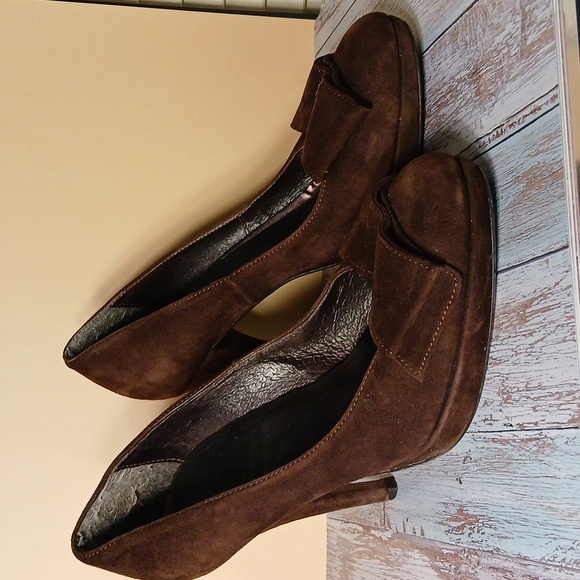 Woman's Brown Lavorazione Artigiana Suede Shoe Size 9 - Picture 2 of 7